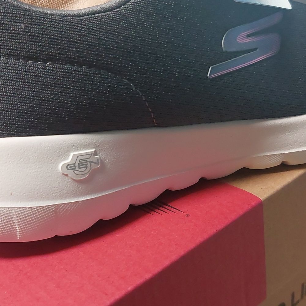 Skechers Performance Go Walk Joy Sneakers - Charcoal sz 7 or sz 8 Medium Slip on - Picture 2 of 10